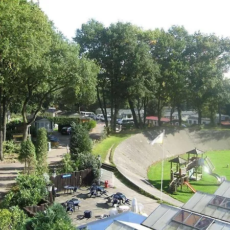 ホテル Topparken Recreatiepark De Wielerbaan Bennekom